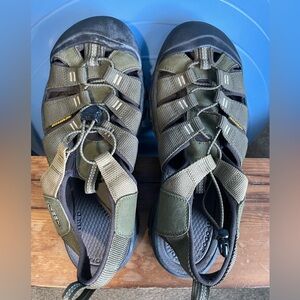 Bought for Hawaii and worn twice
